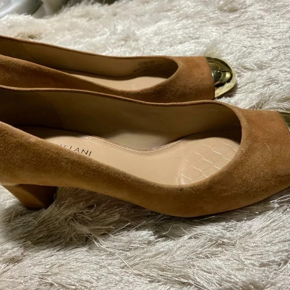 Antonio Melani pump heels size 7.5